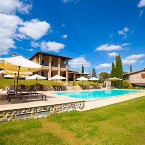 Terra Antica - Resort, Winery & Séjour à la ferme Montepulciano Stazione
